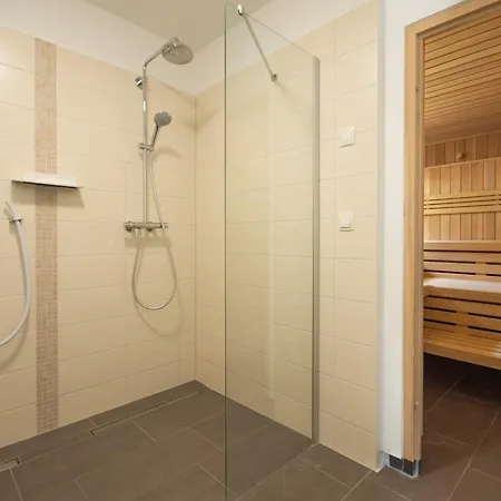 Haus Waldidyll, Waldperle - Bade- & Saunawelt Taeglich Inklusive Appartement Sellin (Rugen)